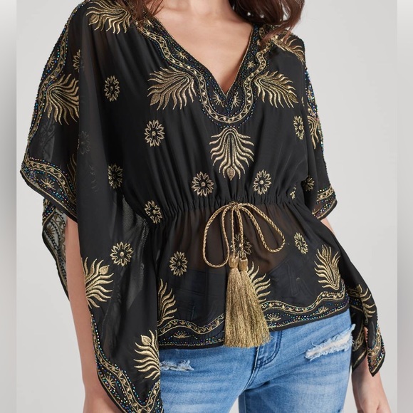💓Final Price💓Black and gold Embellished Handkerchief
Top SZ S & XS - Picture 4 of 7